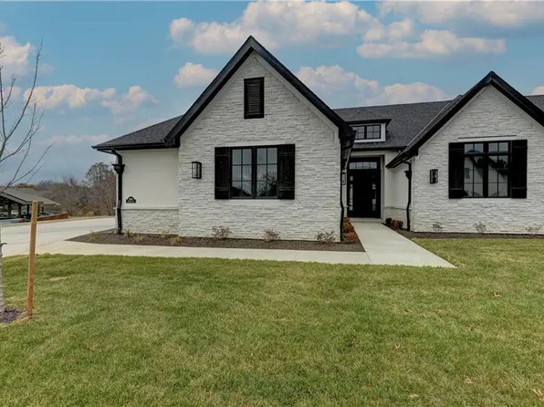 3906 W 84th Ter, Prairie Village, KS 66206