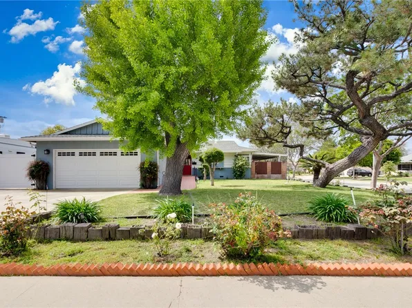 136 W Gaillard St, Glendora, CA 91740