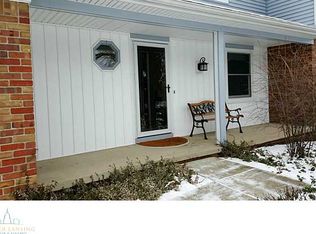 6204 Birch Row Dr, East Lansing, MI 48823