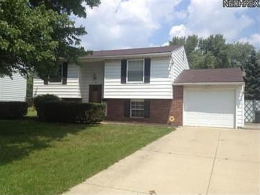 2nd image of 19 Cassandra Dr