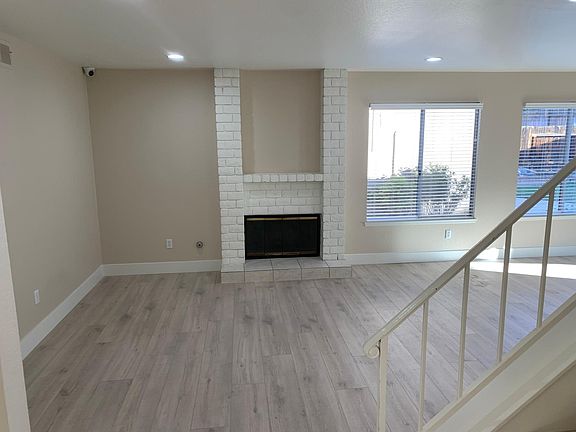 4th image of 13306 Raenette Way