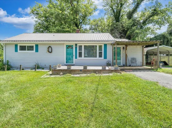 130 East St, Rocky Mount, VA 24151