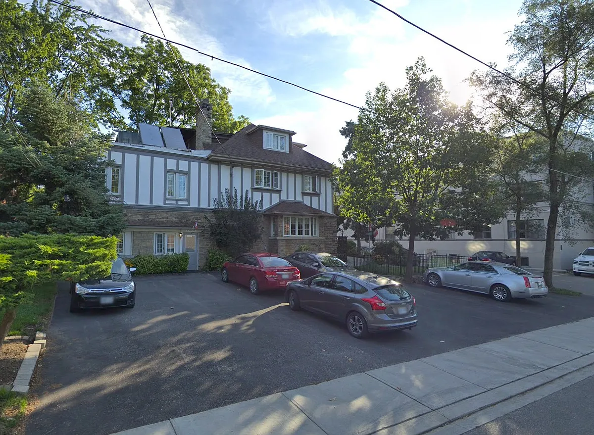 5 Woodlawn Avenue — Photo 2