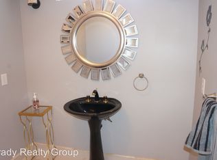 2521 Driftwood Dr, Las Vegas, NV 89107