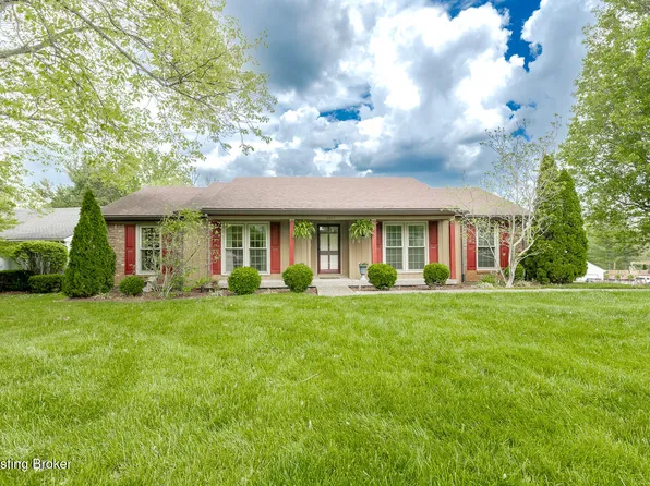 4401 Accomack Dr, Louisville, KY 40241