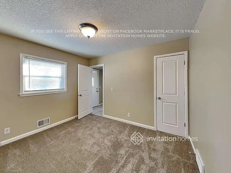 6631 Fridley St NE — Photo 13