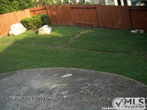 5th image of 912 Treaty Oak