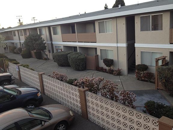 2nd image of 427 Acalanes Dr #17