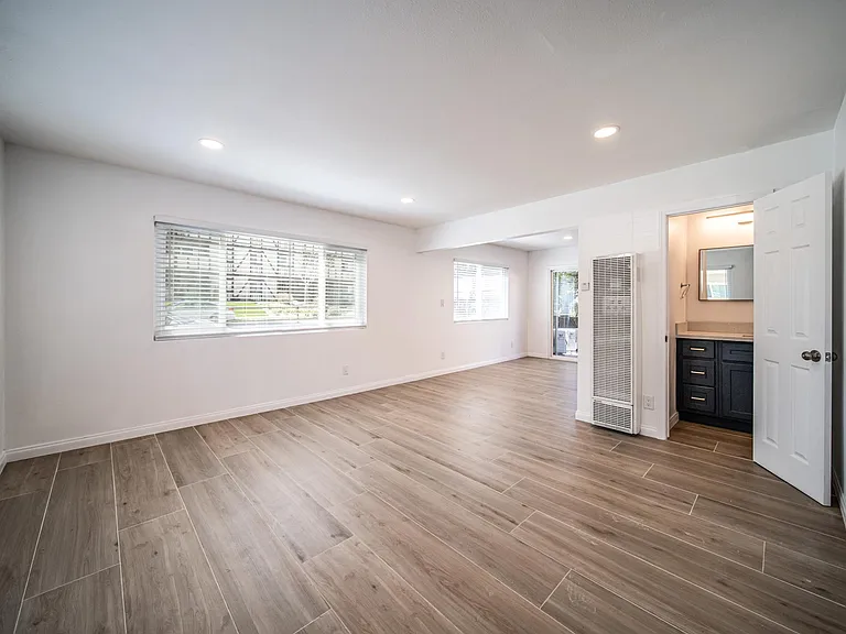 420 S Stoneman Ave #A — Photo 14