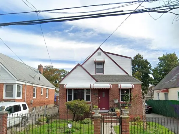12135 Milburn Street, Springfield Gardens, NY 11413