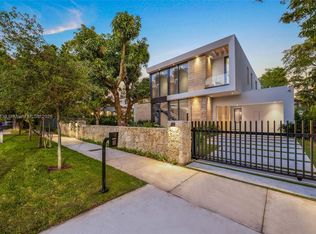 2440 Trapp Ave, Miami, FL 33133