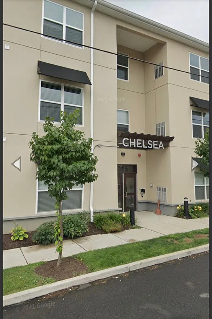 Chelsea Commons — Photo 2