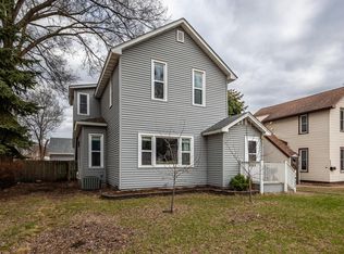 1432 George St, La Crosse, WI 54603
