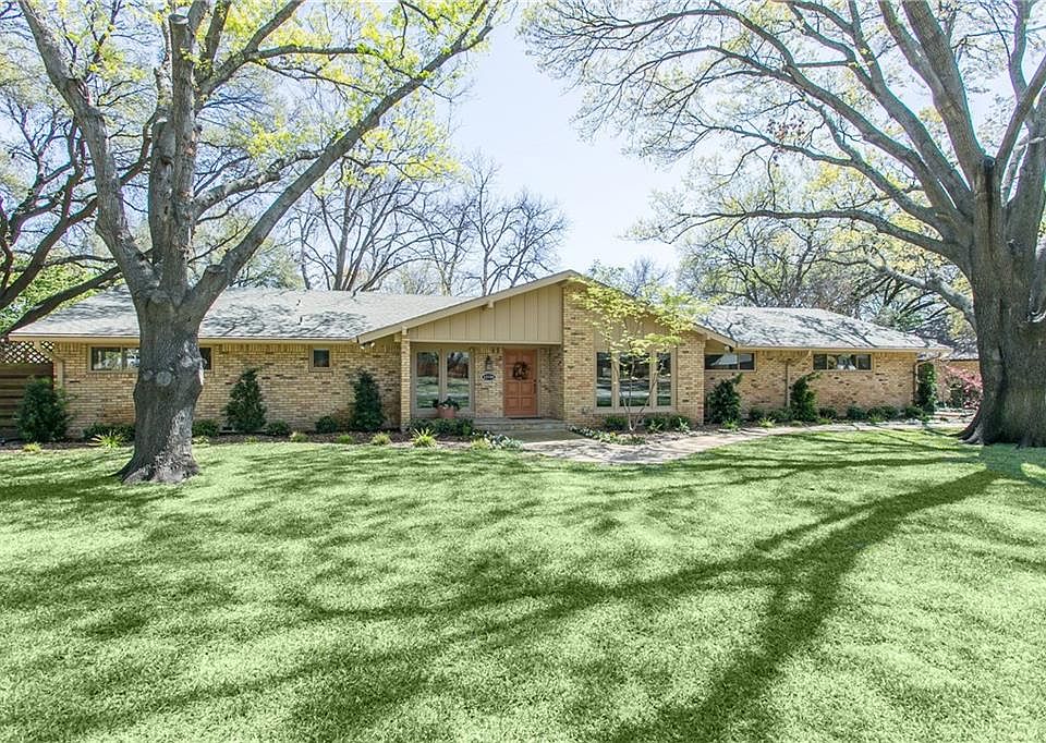 1st image of 13760 Sprucewood Dr