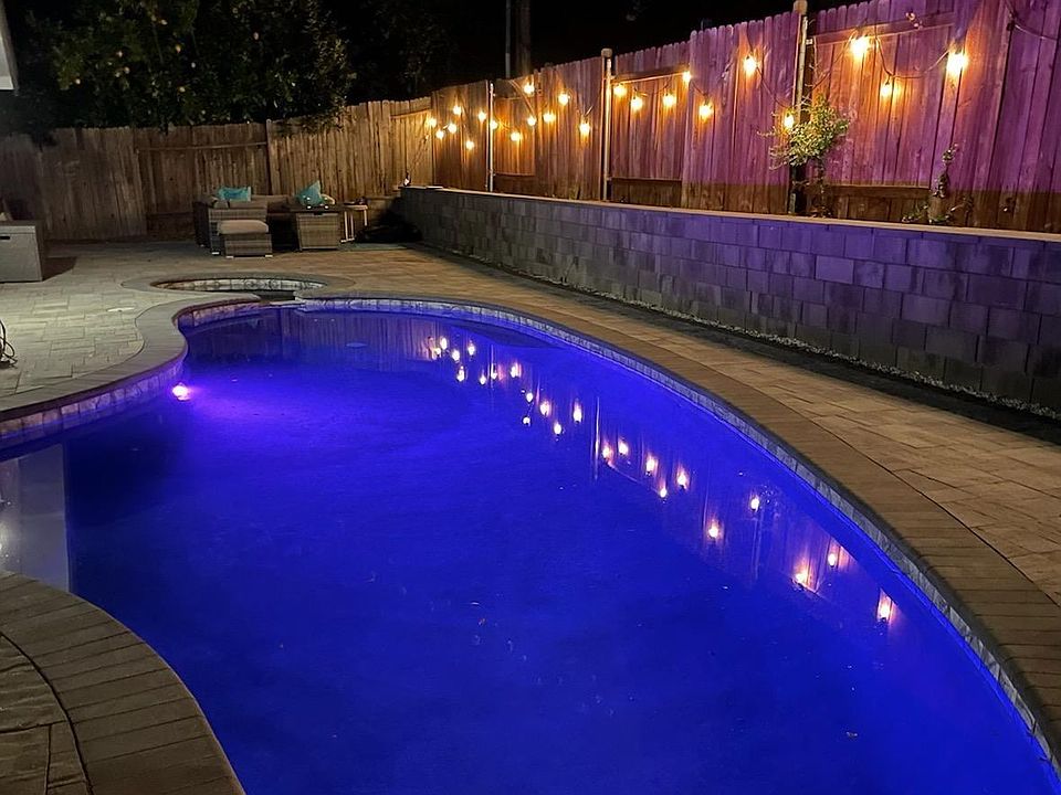 1st image of 8643 Quail Oak Way