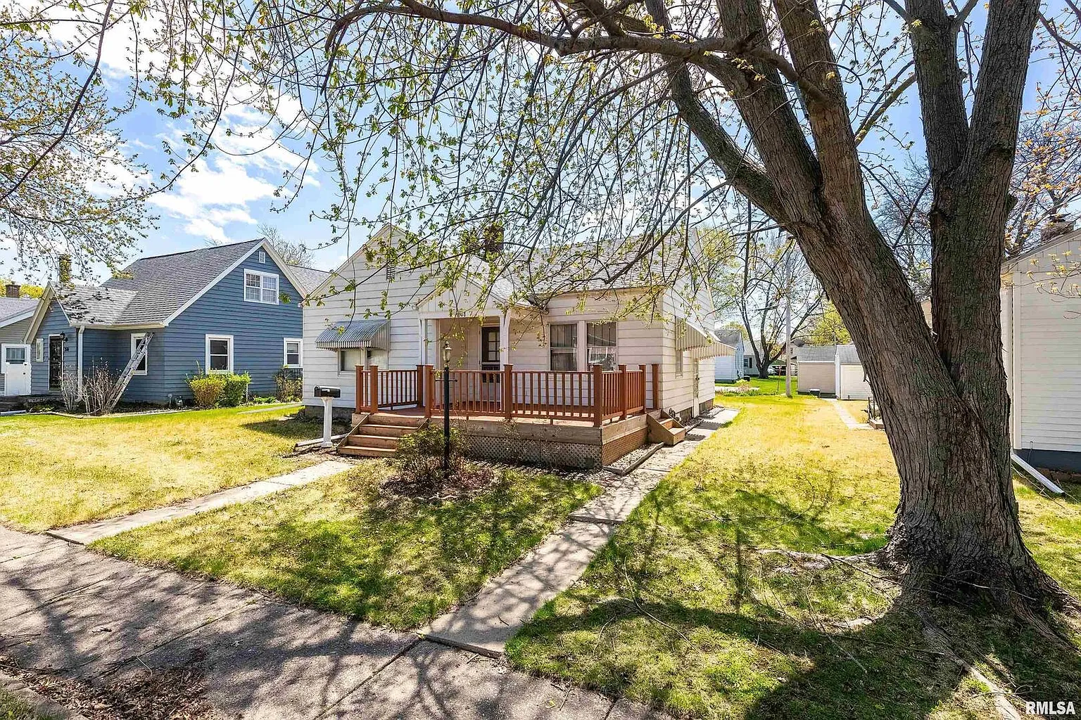 1508 Maple Ln photo 1