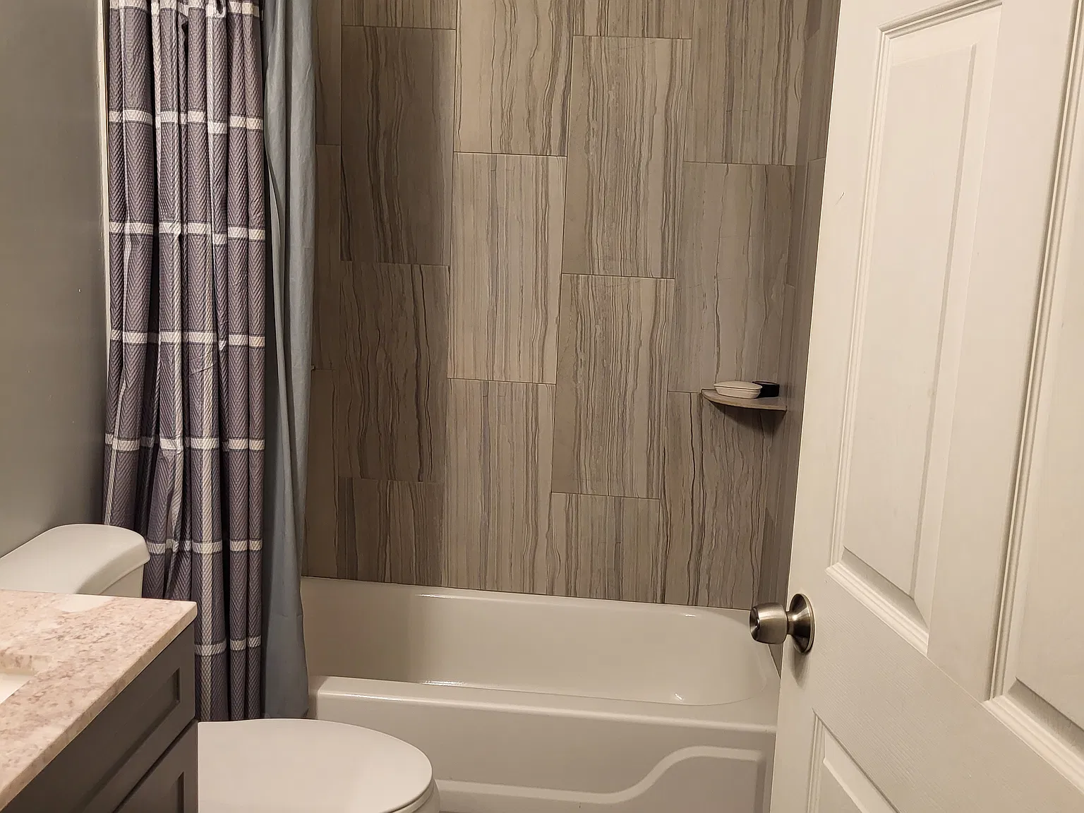 3 bed, 1517 sqft, $650 — Photo 3