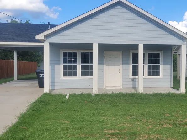 505 Robinson St, Greenville, TX 75401