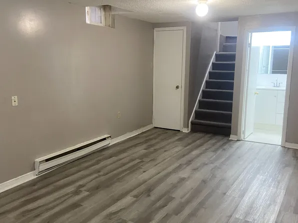 4575 Guildwood Way W, Mississauga, ON L5R 1Z2