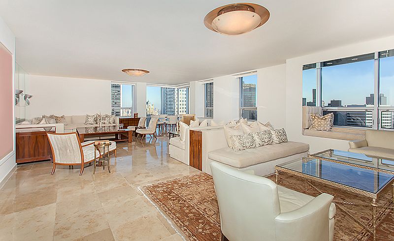 1st image of 15 W 53rd St