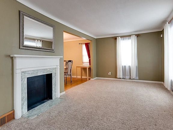 3rd image of 27401 Fullerwood Dr