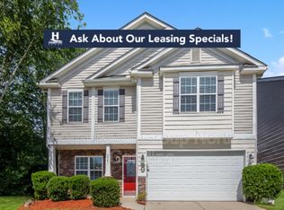 2901 Heather Ridge Rd, Dallas, NC 28034