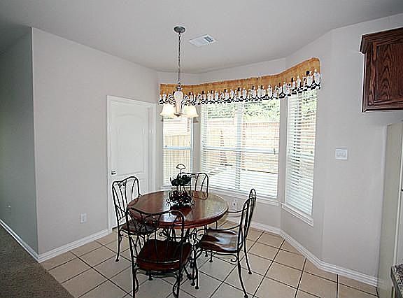 5th image of 9361 Bayard St
