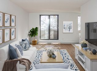 252/256 St Andrews Apartments, Cambridge, ON N1S 4T2