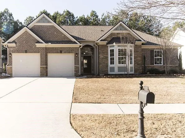 338 Southgate Dr, Locust Grove, GA 30248