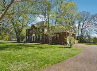 100 Lyon Dr, Portland, TN