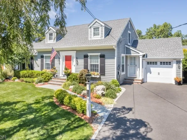 125 Blackburn Rd, Summit City, NJ 07901