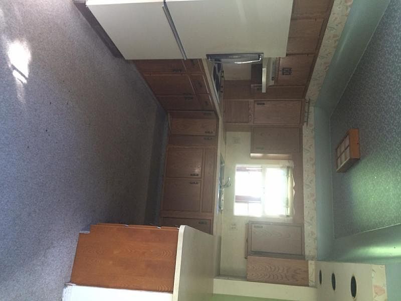 2nd image of 114 Sebewaing Rd