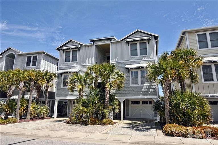 1st image of 305 S Fort Fisher Boulevard #B
