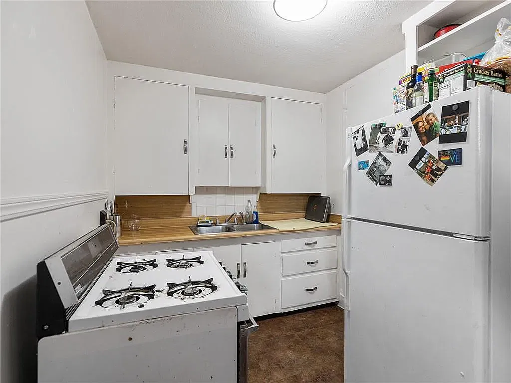 2 bed, 1250 sqft, $1,400 — Photo 4