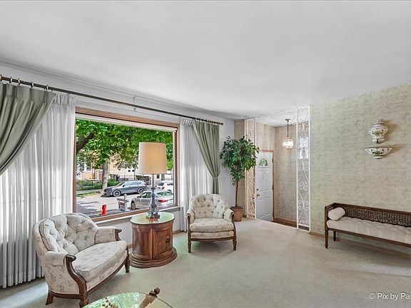 2nd image of 5220 N Oak Park Ave