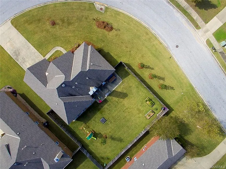 9243 Whispine Ct — Photo 4