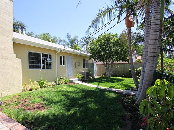 3rd image of 15600 Rinaldi St