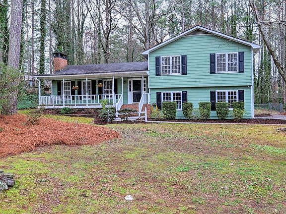 2nd image of 3399 Mountain Hollow Dr