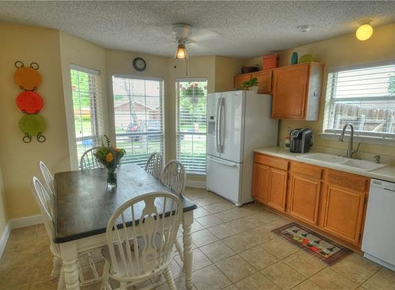 4th image of 7104 Lost Horizon Dr