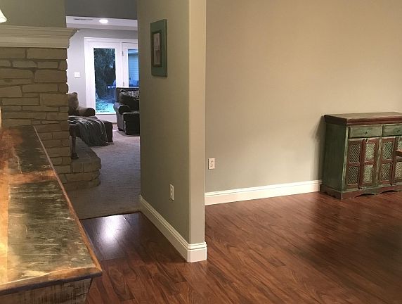 3rd image of 413 Linda Dr