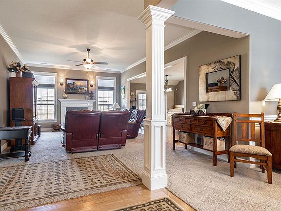 4th image of 6401 Bridle Bend Dr