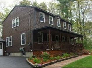 13 Simpson Rd, Windham, NH 03087