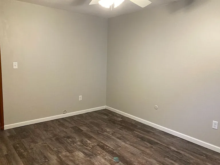 845 Dodd Rd — Photo 17