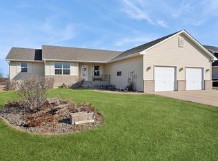 1815 11th St NE, Buffalo, MN 55313