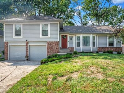 5804 NE Buttonwood Tree Ln, Gladstone, MO, 64119