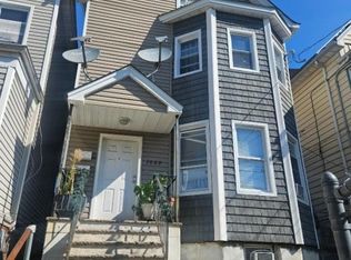 1069 Anna St, Elizabeth, NJ 07201