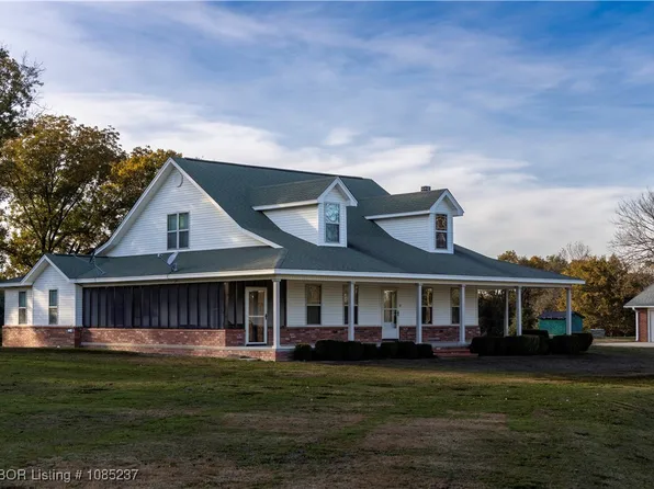 1385 Old Airport Rd, Paris, AR 72855