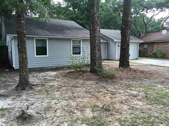 2nd image of 7810 Oak Forest Dr