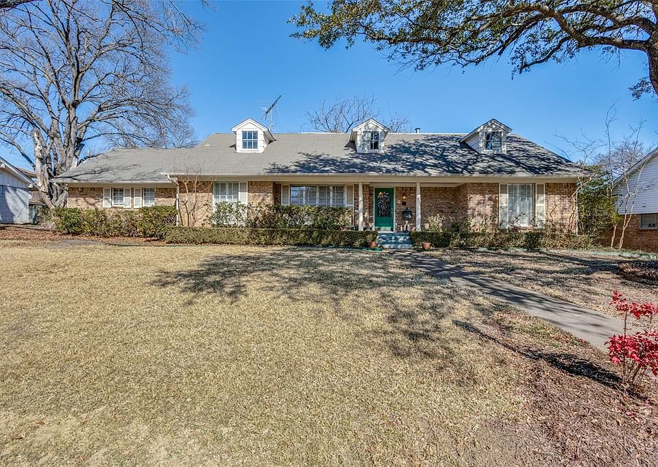 1st image of 621 Carroll Dr