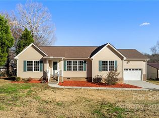 123 Fox Run Dr, Fort Mill, SC 29715